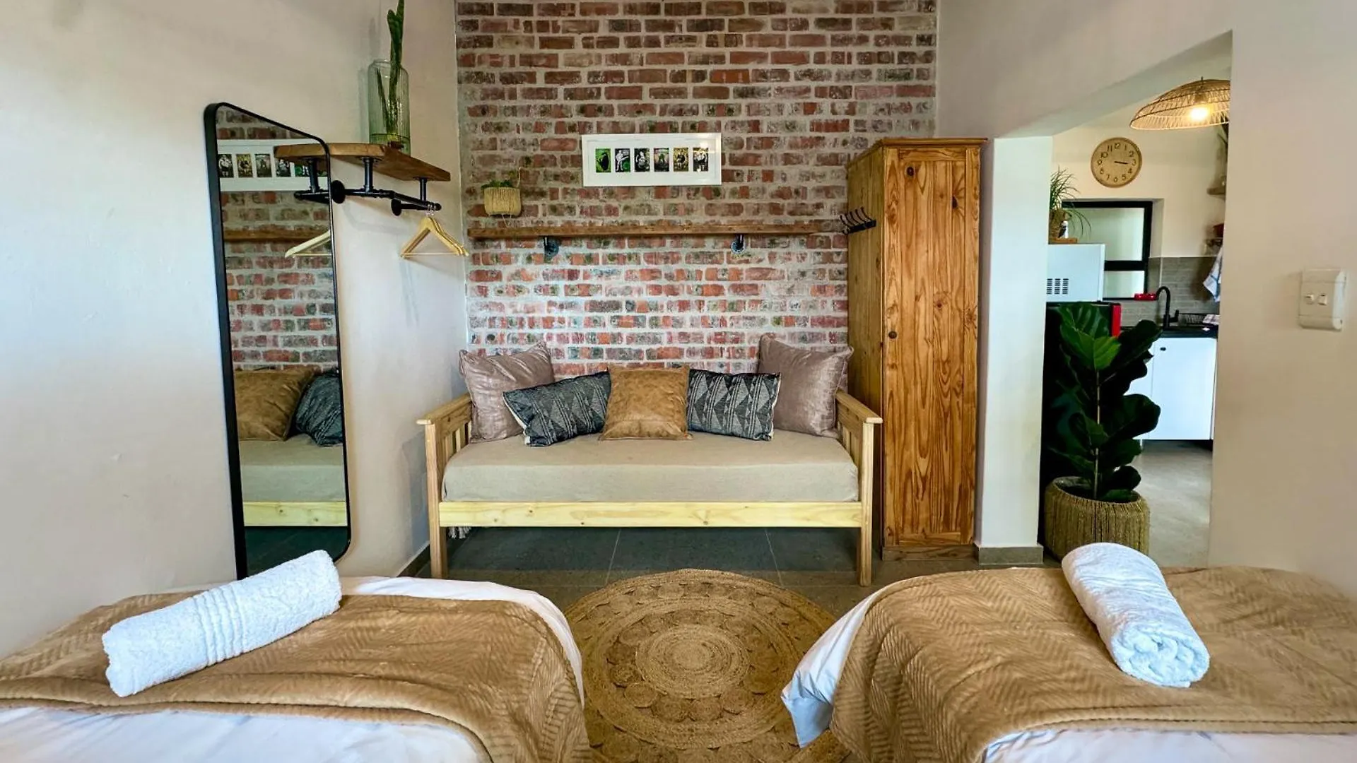 Apartment Amsterdam Suite Cape Town